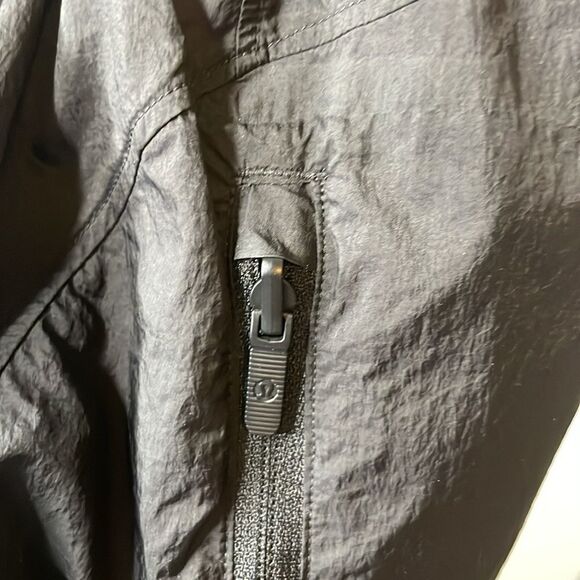 Lululemon Step Out High Rise Short 3" Sz 8 Black 8002 - Picture 4 of 10